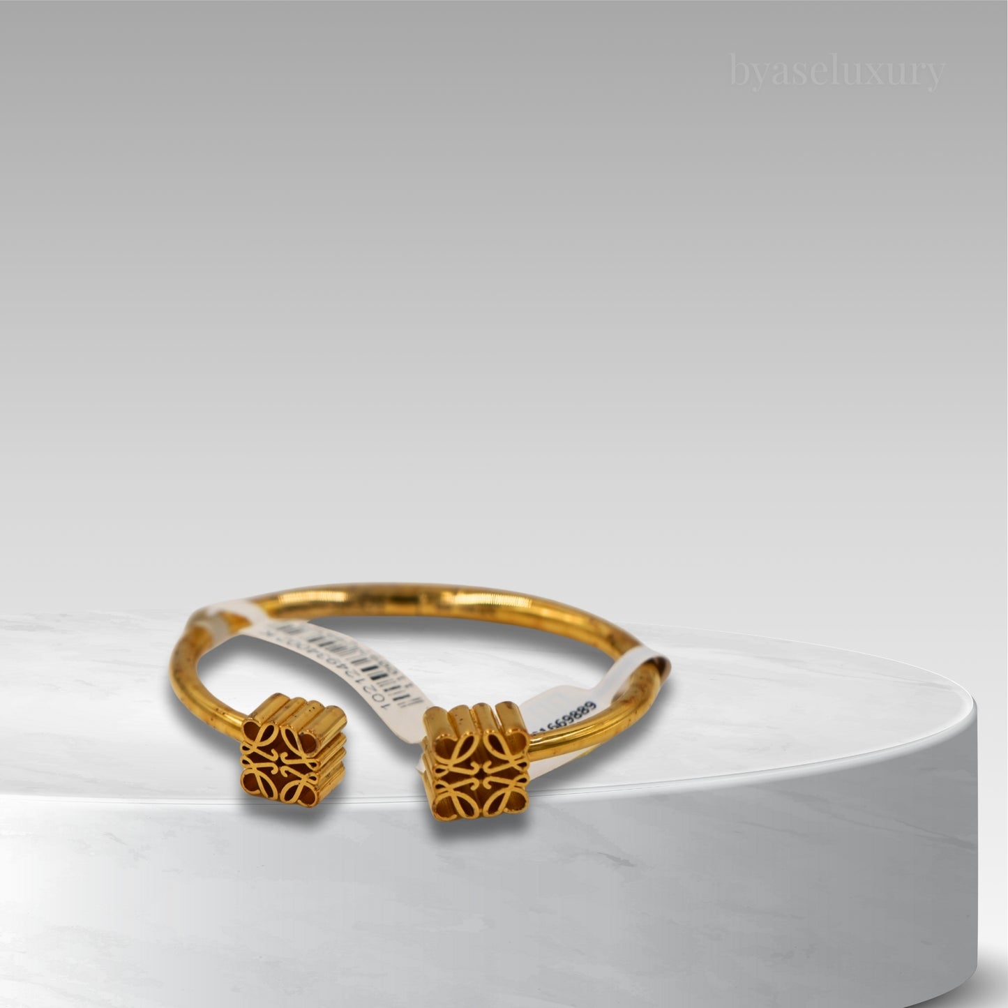 Loewe Anagram Bilezik – Gold