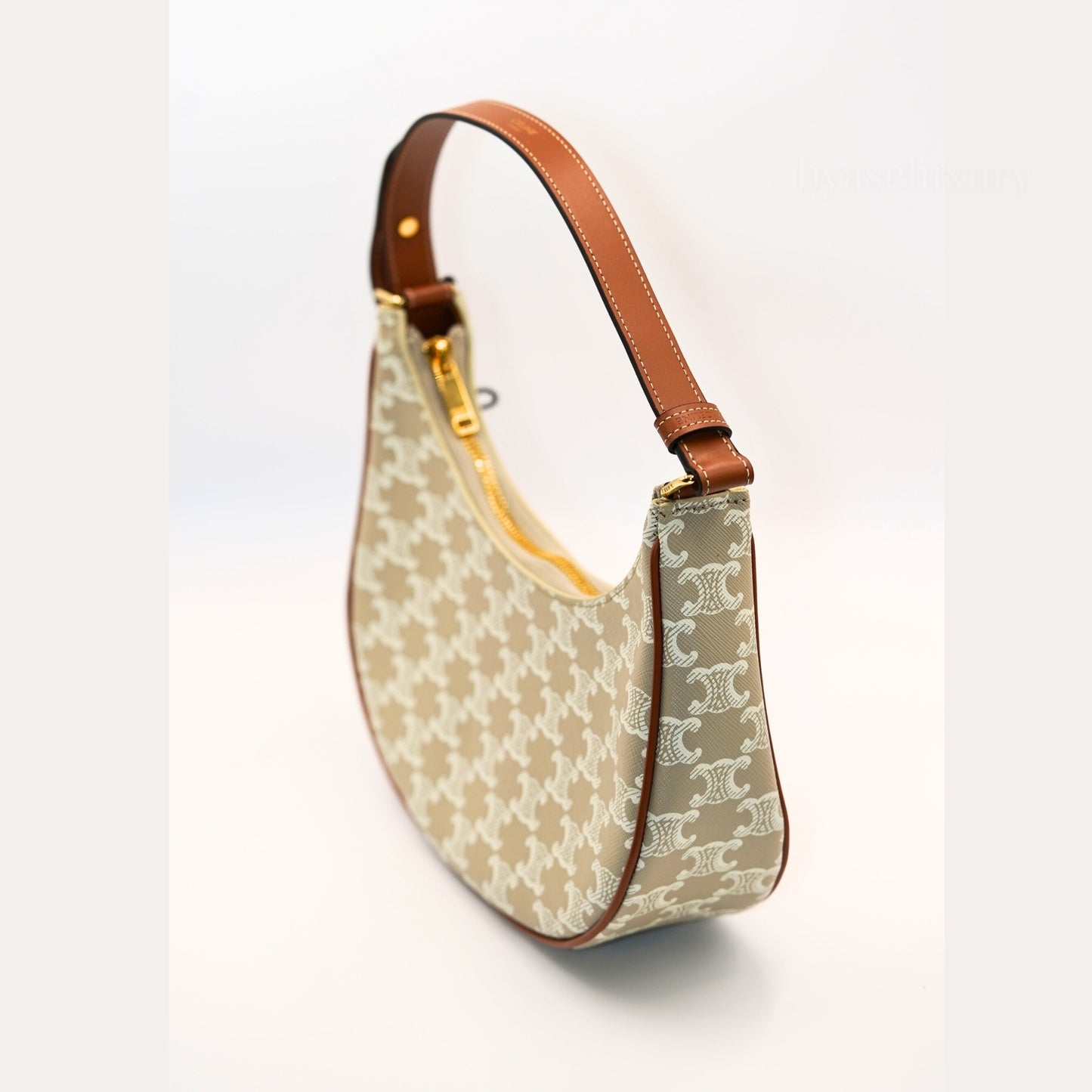 Celine Ava Triomphe Canvas Hobo Çanta – Bej