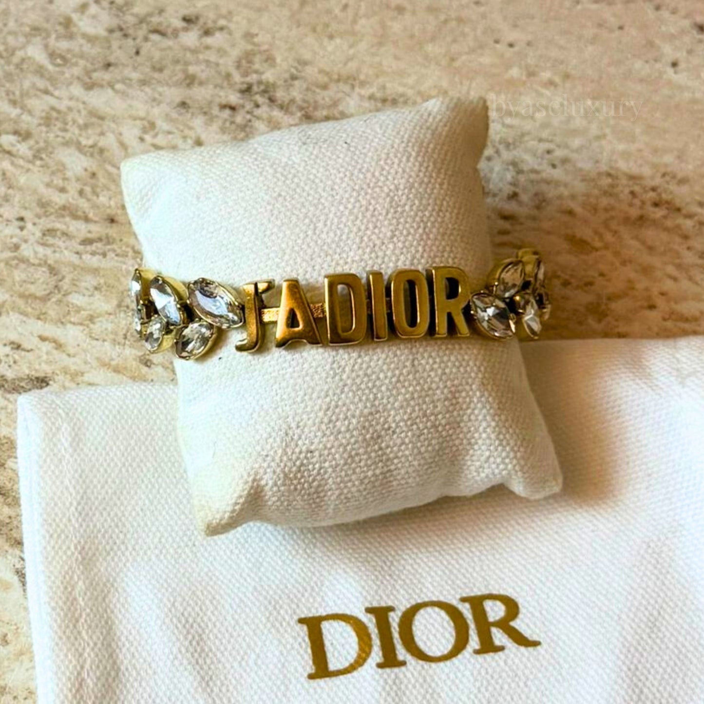 Dior J’Adior Taş Detaylı Bileklik