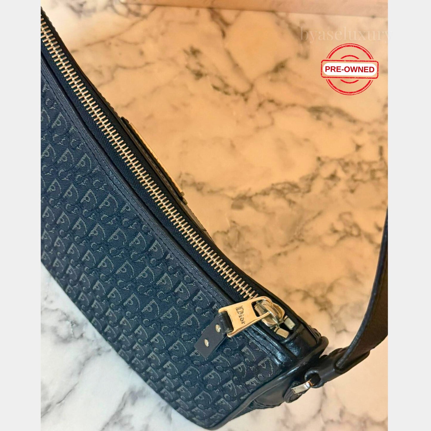 Dior Siyah Monogram Omuz Çantası - Pre-Owned