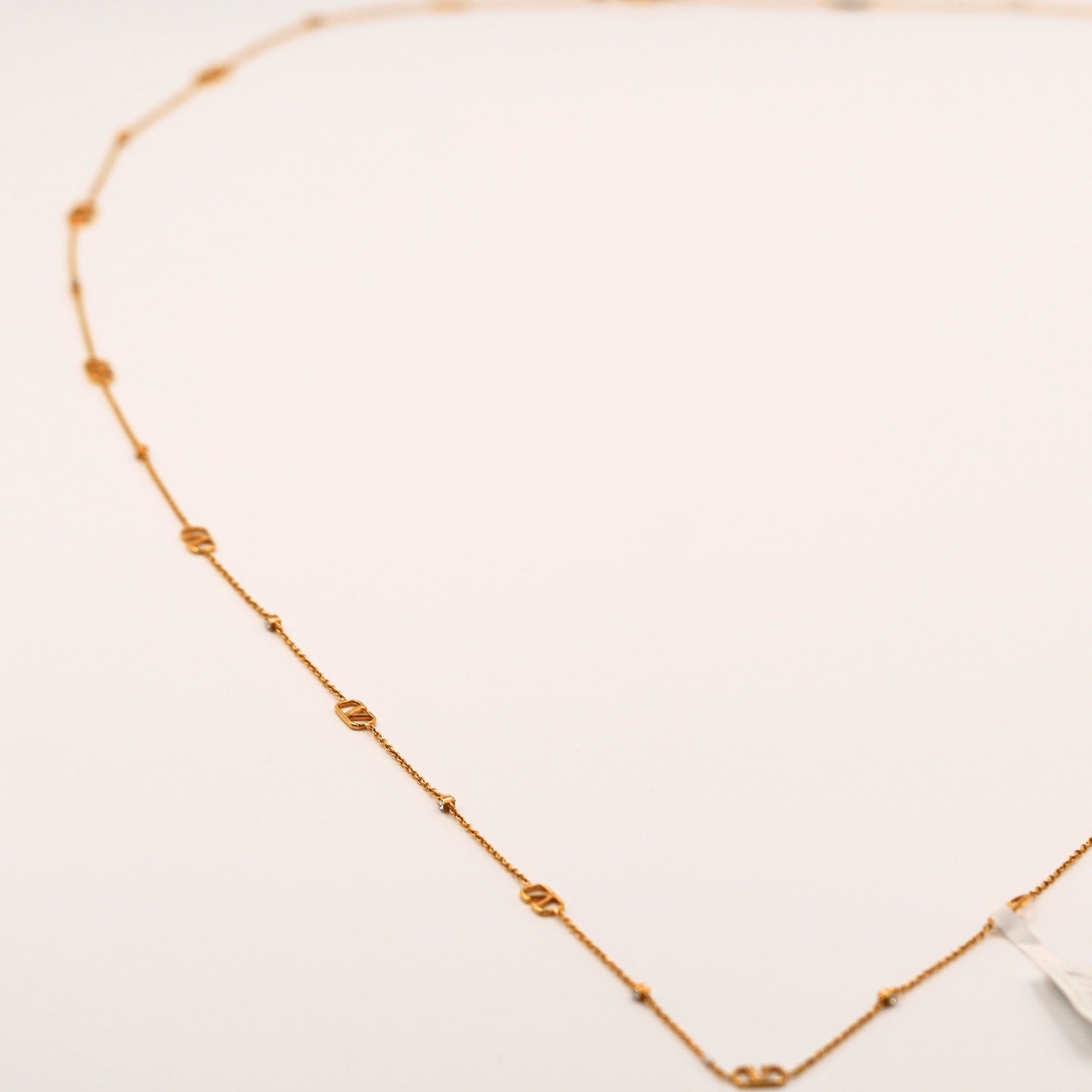 Valentino VLogo Gold Zincir Kolye