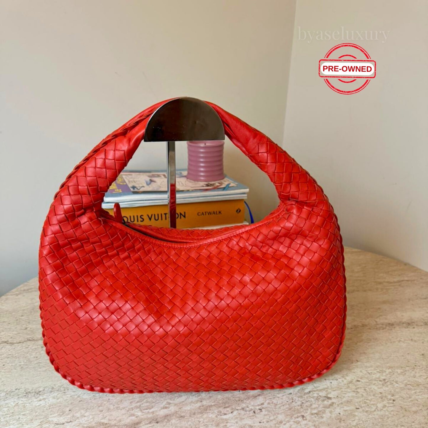 Bottega Veneta Intrecciato Kırmızı Hobo Çanta – Pre-Owned