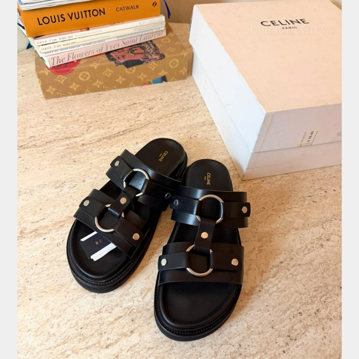 Celine Deri Siyah Terlik | Unisex – 41 Numara