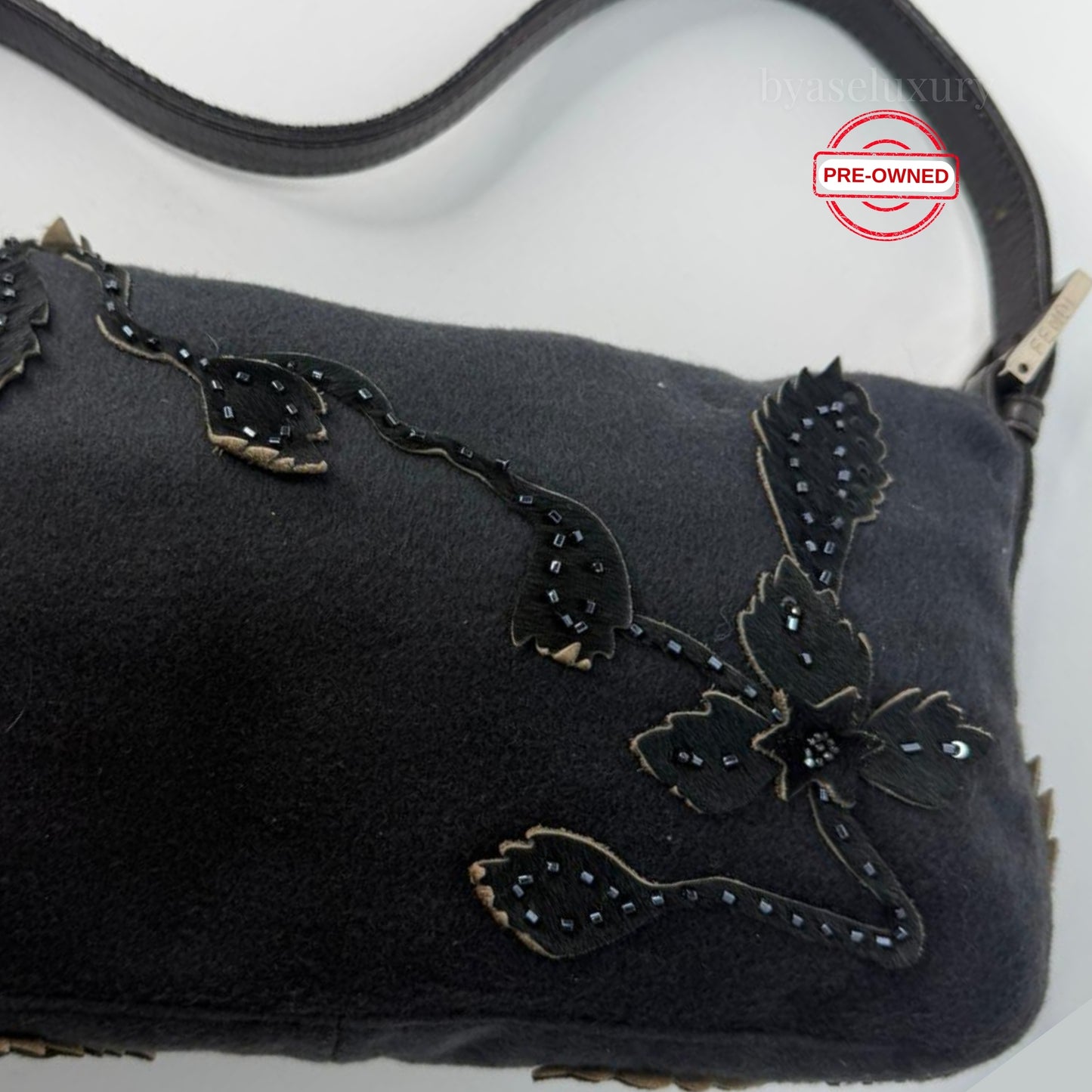 Fendi Baguette Limited Edition Siyah Çanta - Pre-Owned