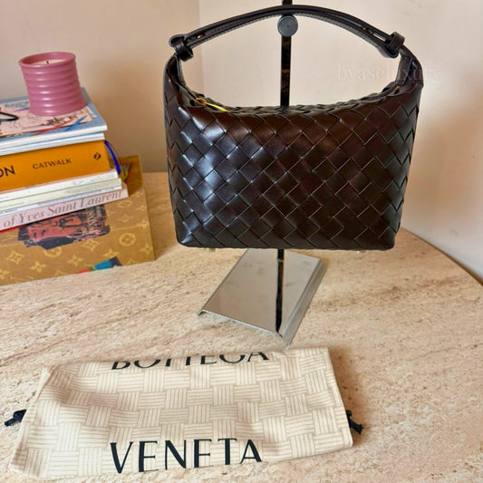 Bottega Veneta Intrecciato Deri Omuz Çantası