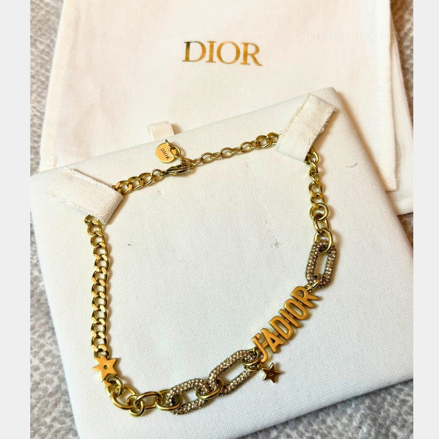 Dior J’Adior Altın Renk Kolye