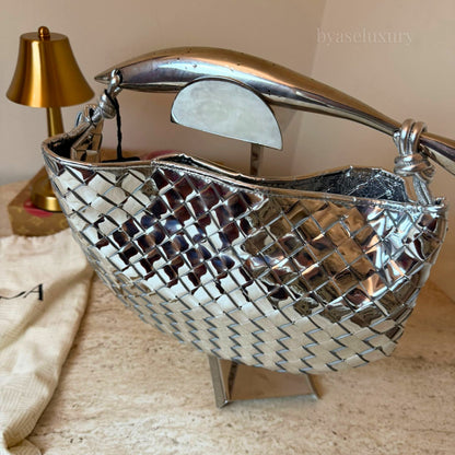 Bottega Veneta Sardine Intrecciato Silver Deri Çanta | Limited Edition Koleksiyon