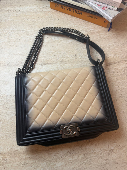 Chanel Boy Degrade Bej Siyah Kapitone Deri Çanta