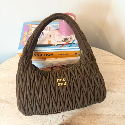 Miu Miu Wander Matelassé Süet Çanta | Kahverengi