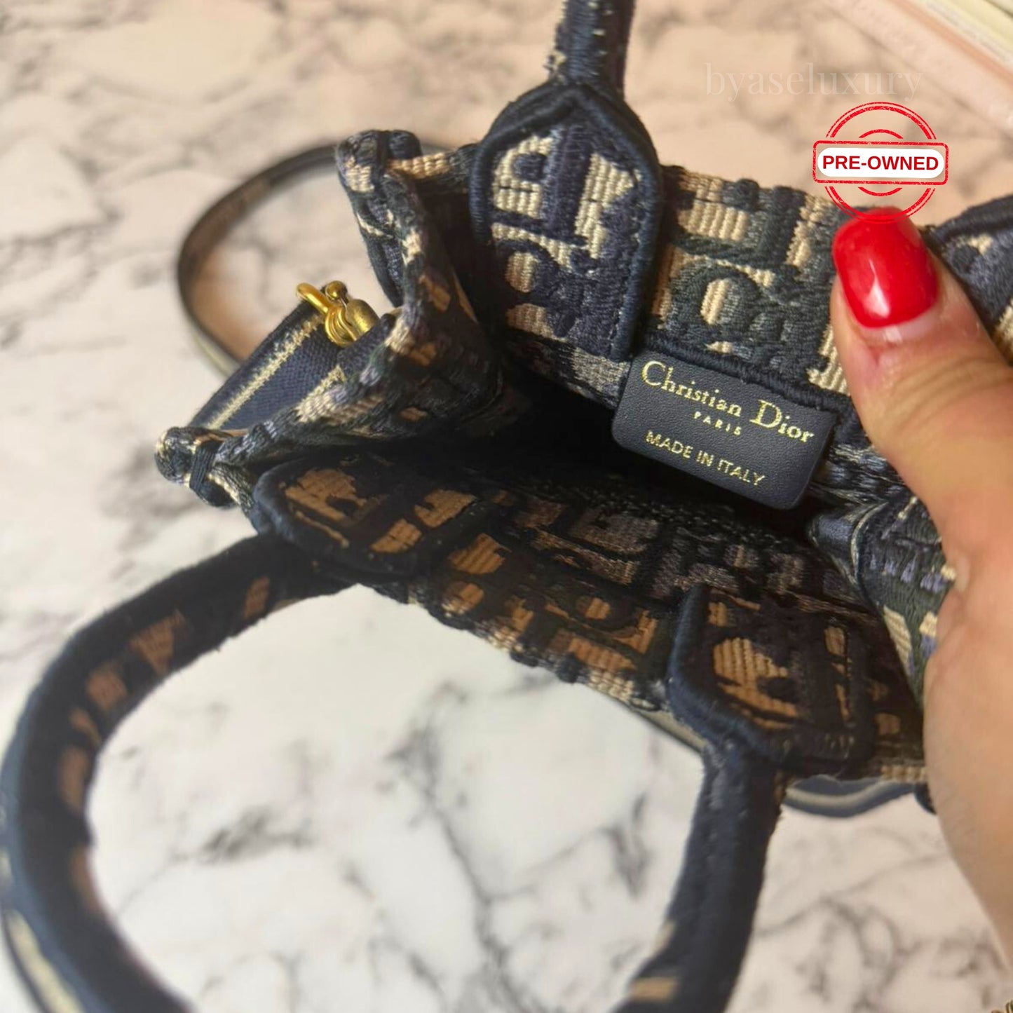 Christian Dior Mini Book Tote Çanta – Pre-Owned