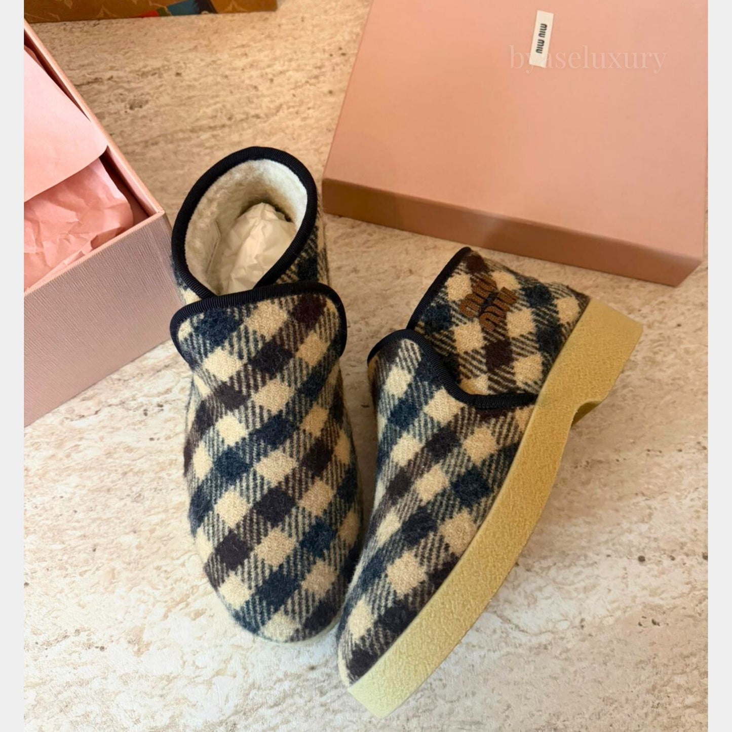 Miu Miu Ekose Desenli Yün Karışımlı Bot | 38 Numara