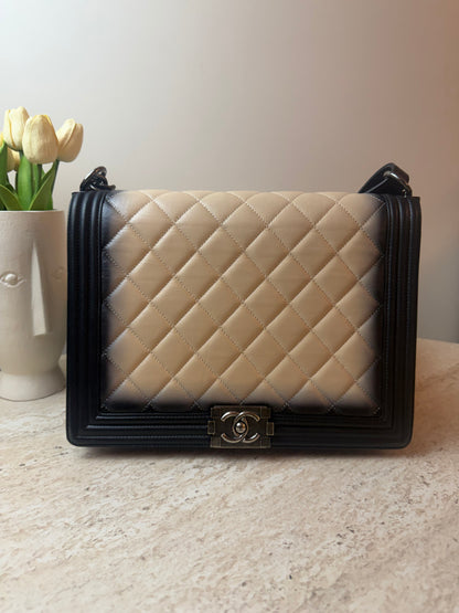 Chanel Boy Degrade Bej Siyah Kapitone Deri Çanta