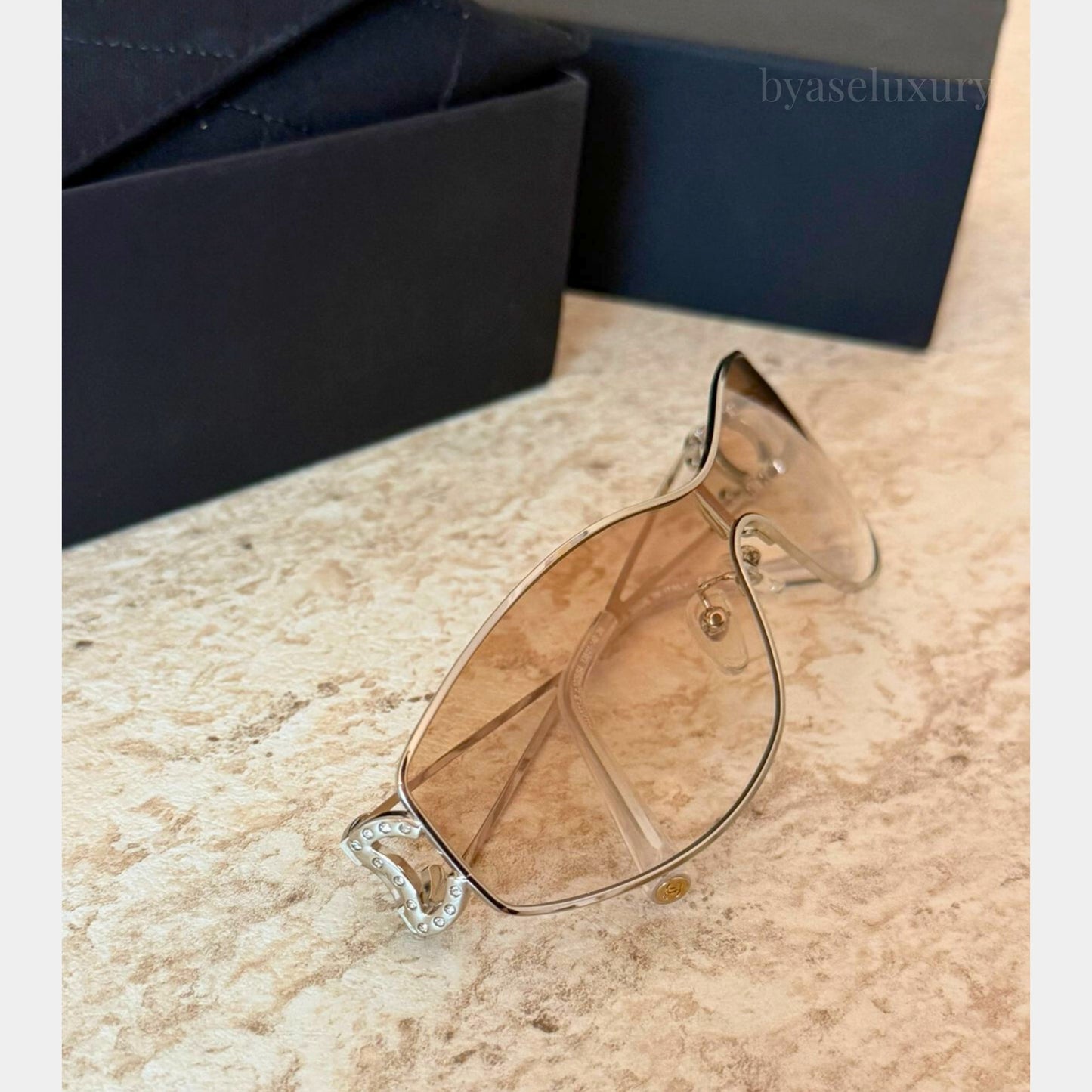 Chanel Metal Çerçeve Güneş Gözlüğü | Yeni Sezon