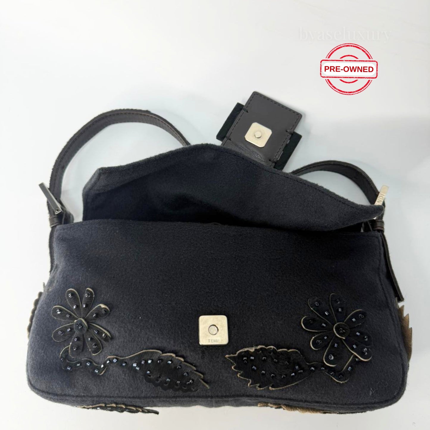 Fendi Baguette Limited Edition Siyah Çanta - Pre-Owned