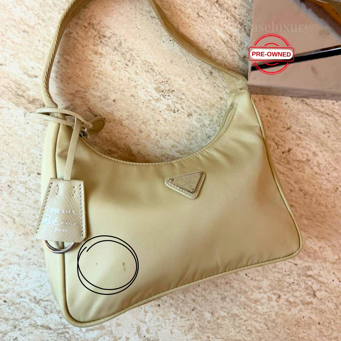 Prada Re-Edition Nylon Çanta – Pre-Owned