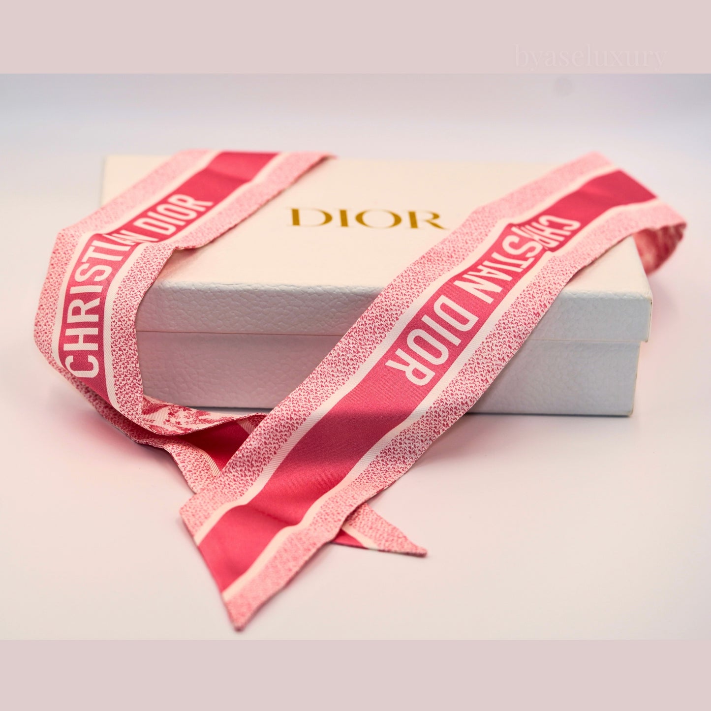 Dior Pembe Desenli İpek Fular