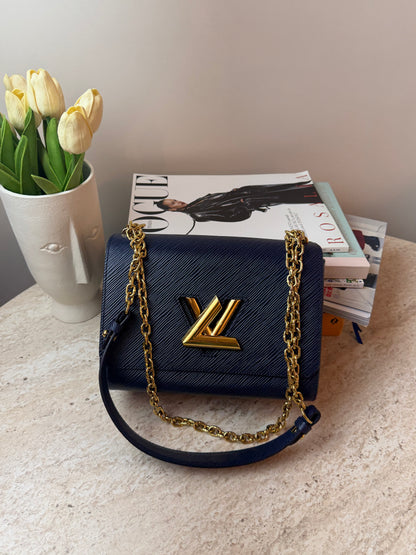 Louis Vuitton Twist Koyu Lacivert Deri Gold Zincir Askılı Çanta