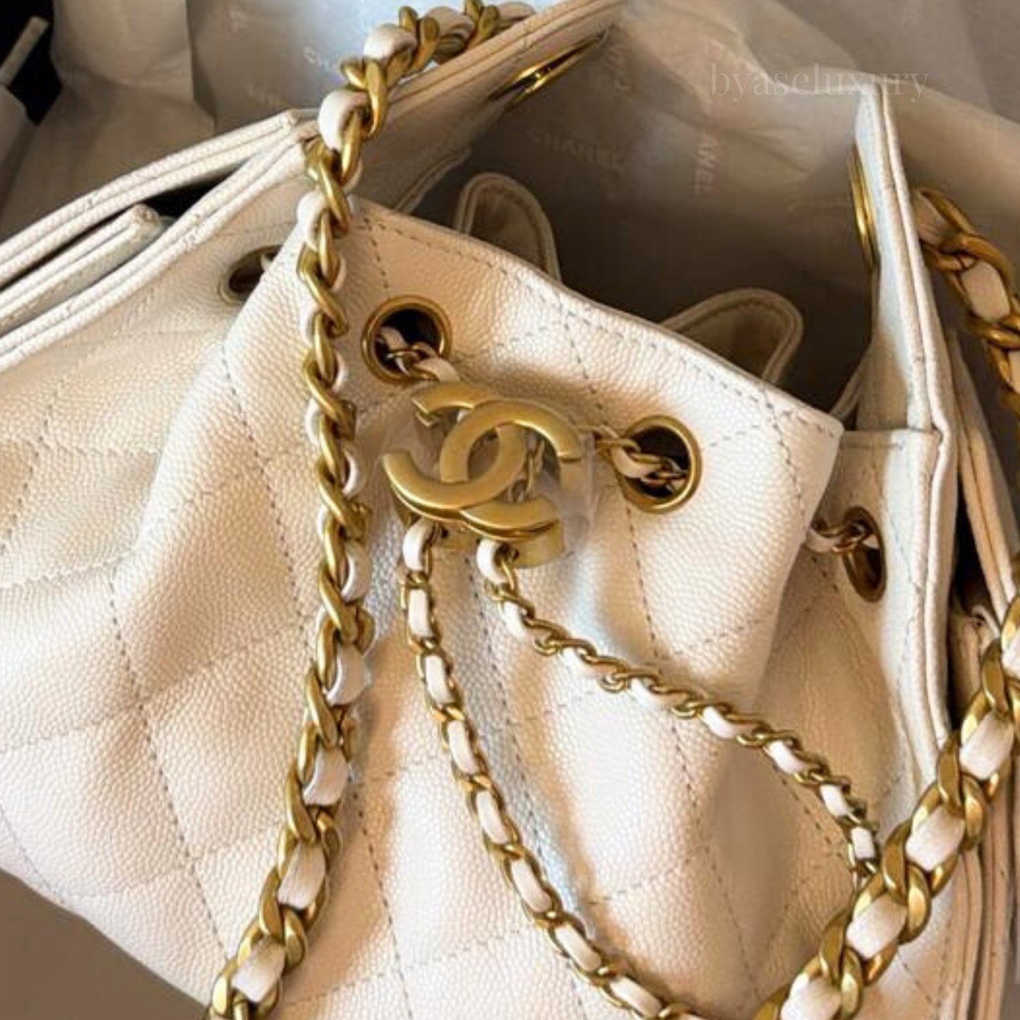 Chanel 25 Mini Beyaz Deri Çanta