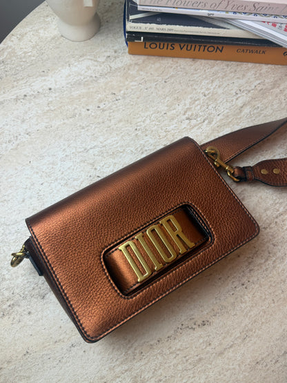 Dior Dio(r)evolution Bronz Metalik Deri Omuz Çantası