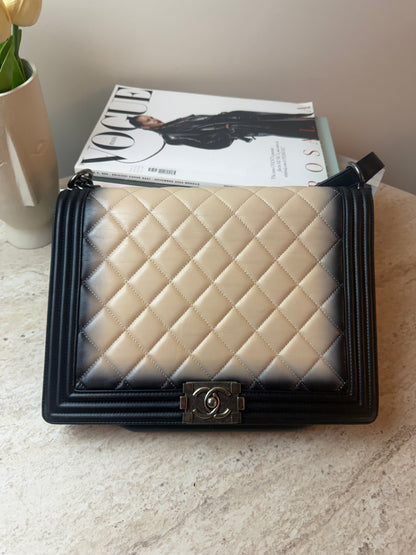 Chanel Boy Degrade Bej Siyah Kapitone Deri Çanta