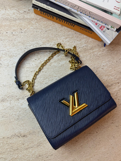 Louis Vuitton Twist Koyu Lacivert Deri Gold Zincir Askılı Çanta