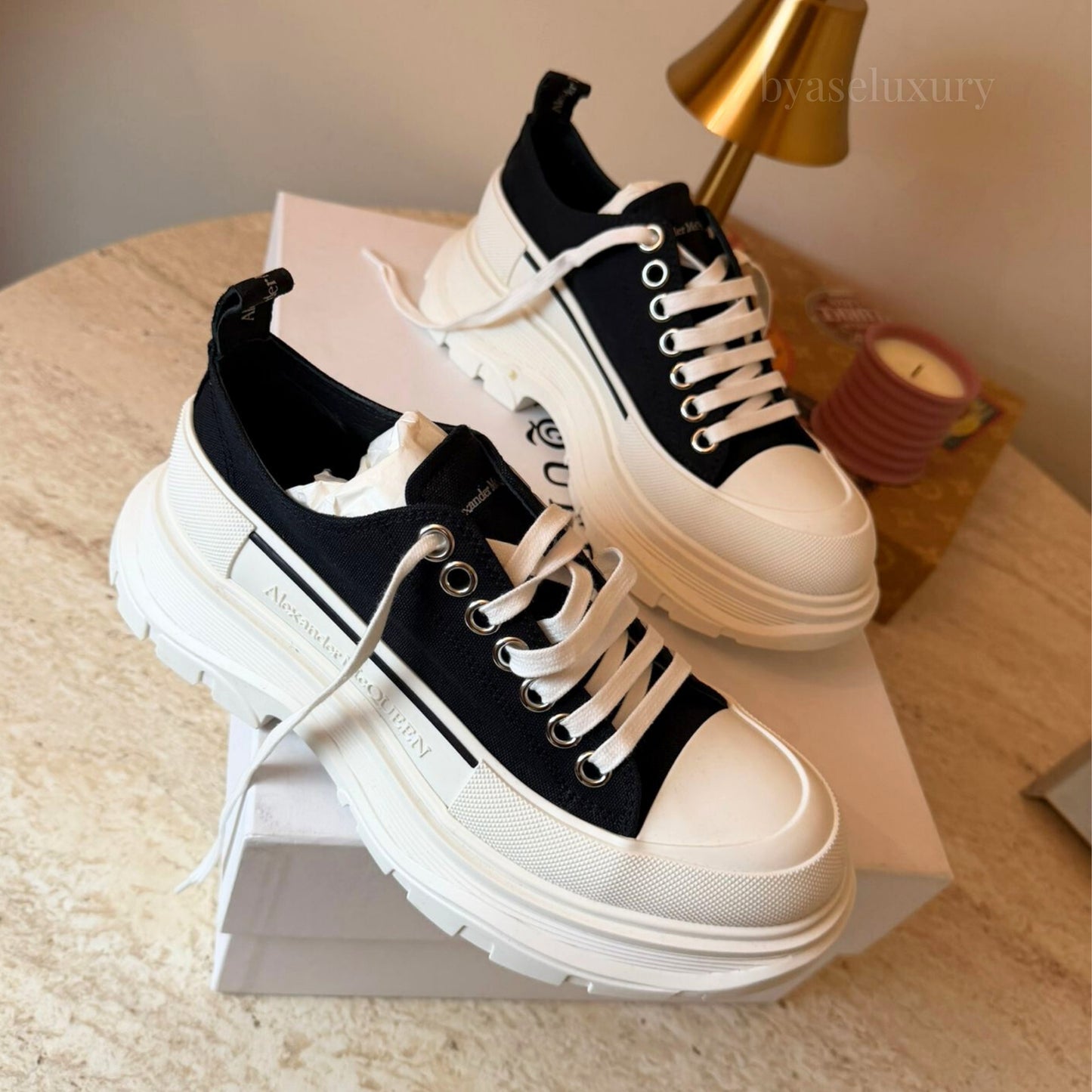 Alexander McQueen Siyah-Beyaz Platform Sneaker 39 Numara
